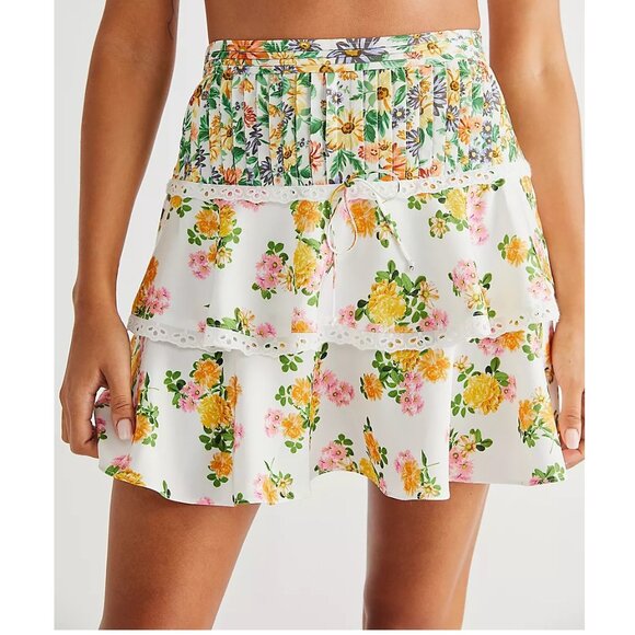 RARE NWT FOR LOVE AND LEMONS ROSALYN TIERRED MINI SKIRT IN MARIGOLD PRINT SIZE M - Picture 2 of 8